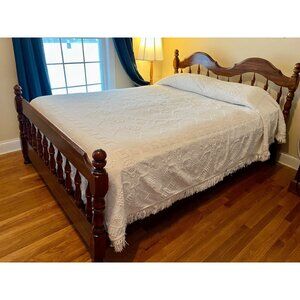 Vtg Bates George Washington Choice Hobnail Fringe Bedspread 108" long x 94" wide